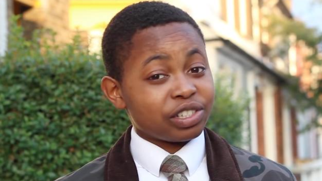 A 'Chicken Connoisseur' Hilariously Reviews London Fast Food Shops ...